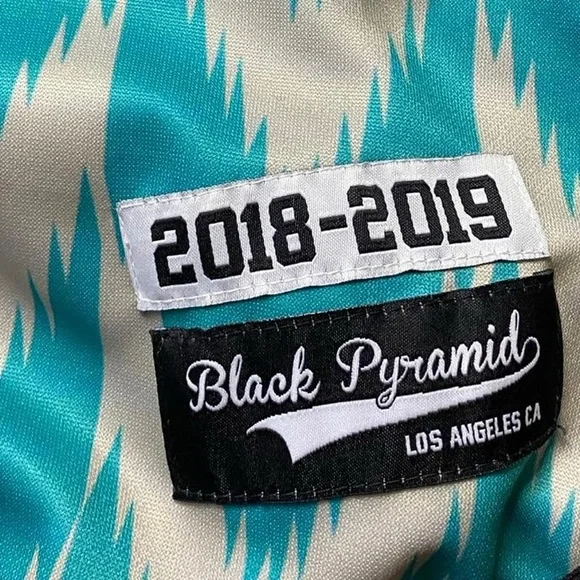 Black Pyramid 2018-2019 Los Angeles jersey - Picture 3 of 7